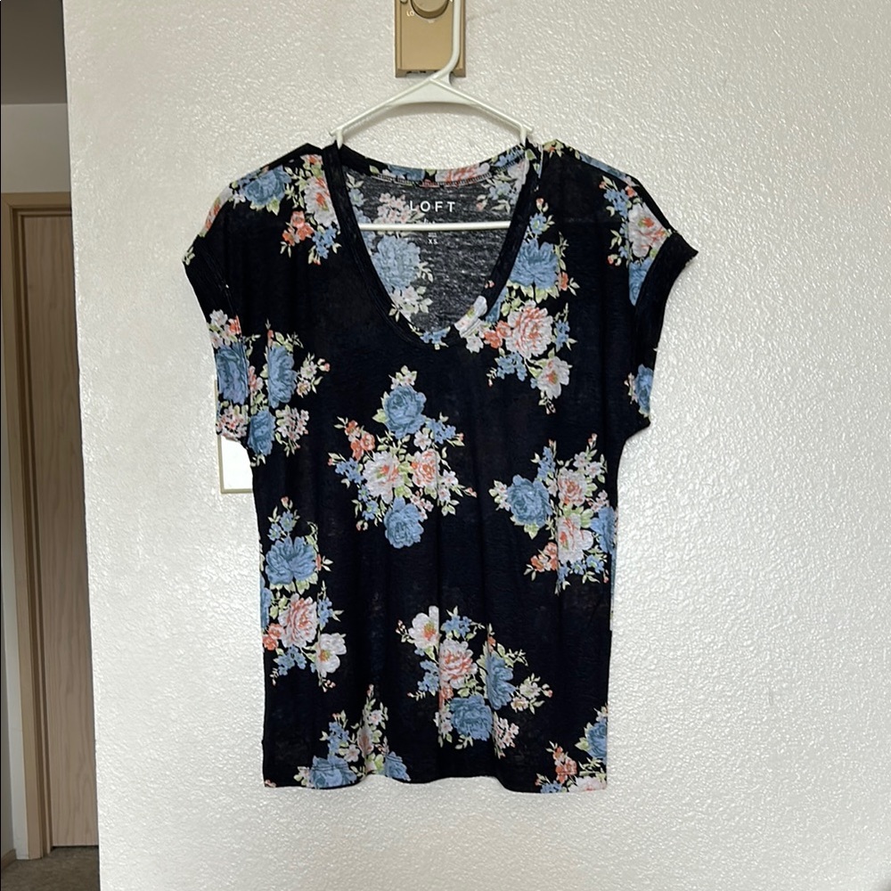 LOFT Floral Tee, Size: XS